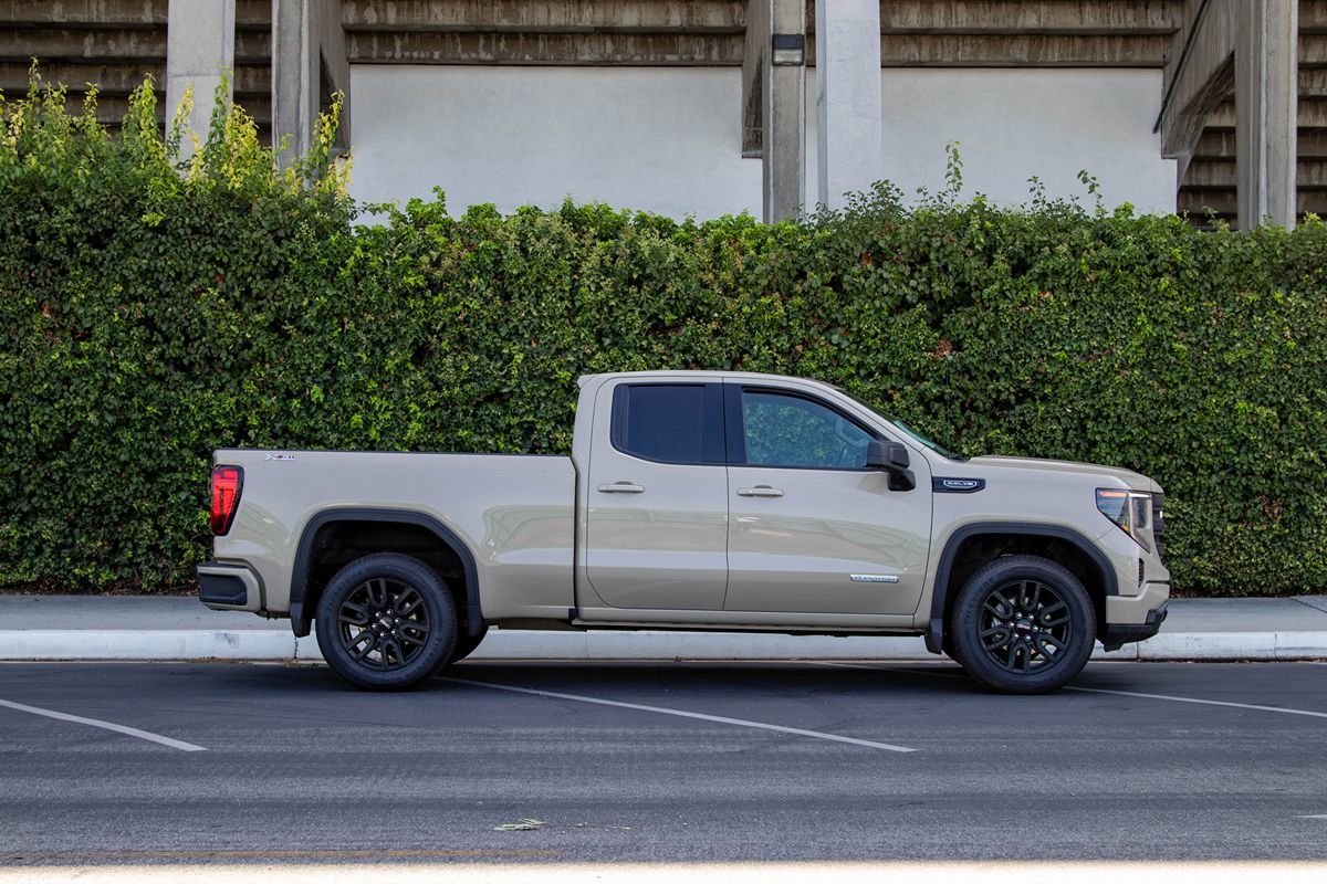 Sold 2022 GMC Sierra 1500 4wd in Bellflower